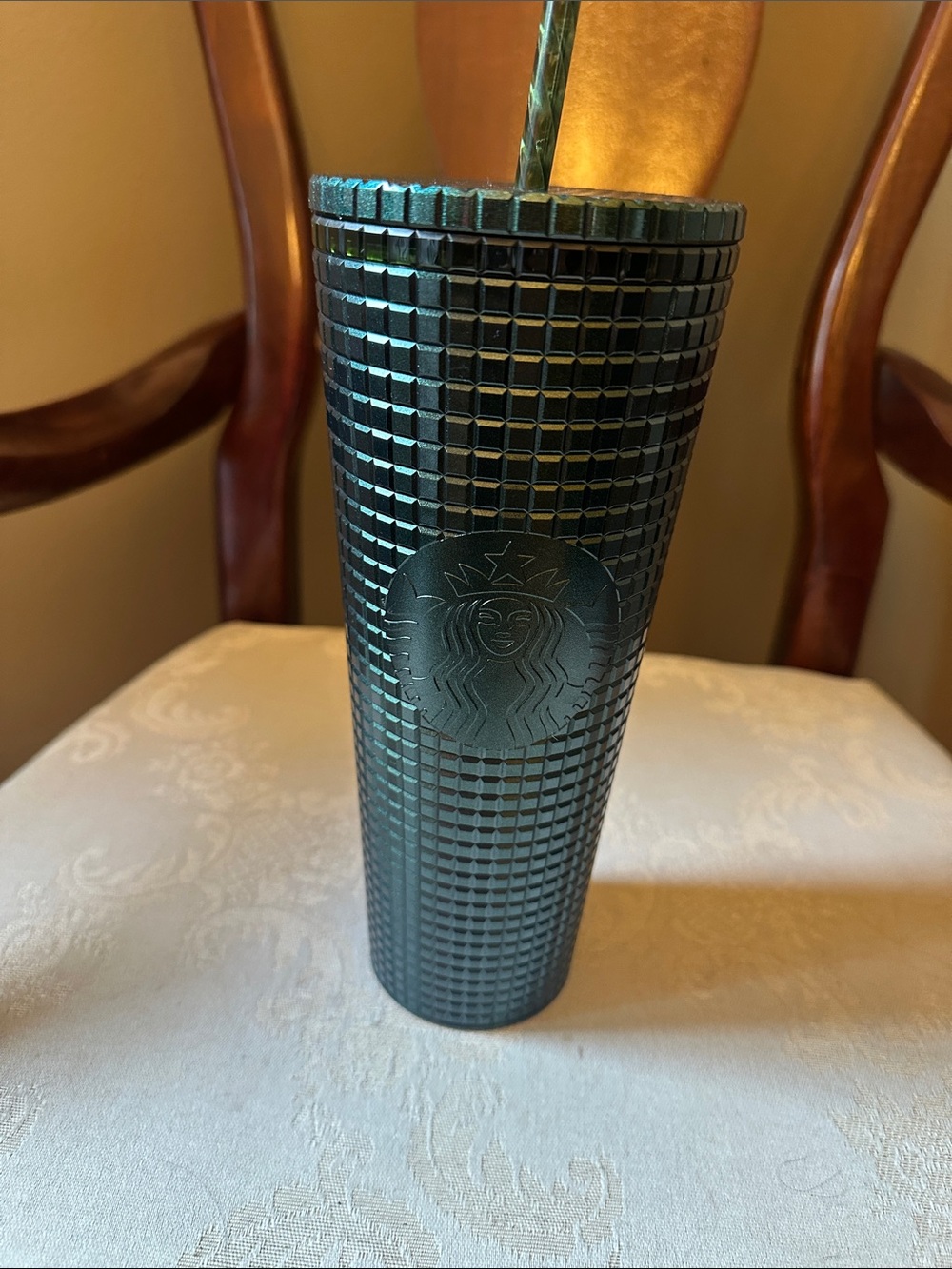NWOT 2021 Starbucks Holiday dark green shimmer metallic grid 24 oz tumbler